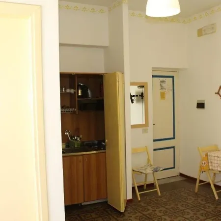 Lägenhet Studio Mit Panoramaterrasse, Direkt Am Handelshafen Lipari (Isola Lipari)